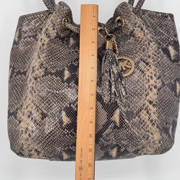 Michael Kors Gray Snake Print Embossed Leather Hobo Bag Modern Contemporary - Picture 9 of 12